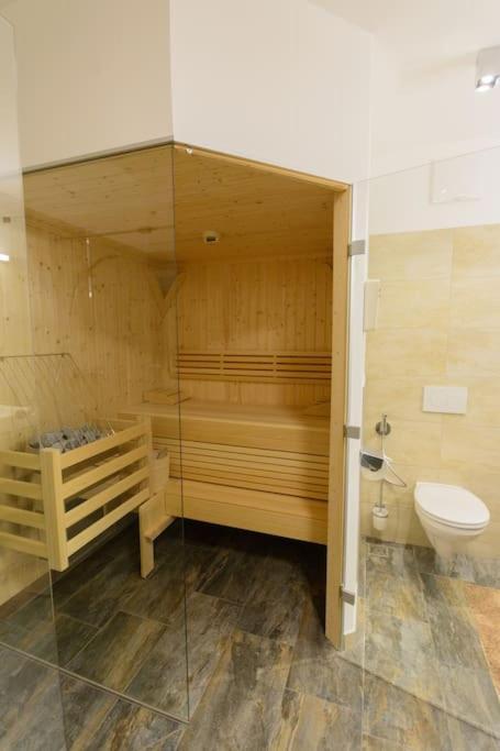 Apartment Am Sonnenhang Top 6 Neukirchen am Grossvenediger Luaran gambar