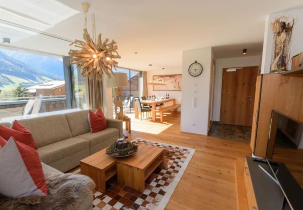 Apartment Am Sonnenhang Top 6 Neukirchen am Grossvenediger Luaran gambar